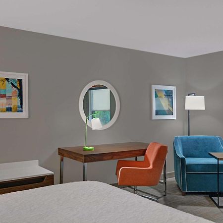 Hampton Inn Charlotte Монро Экстерьер фото