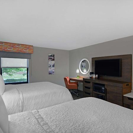 Hampton Inn Charlotte Монро Экстерьер фото
