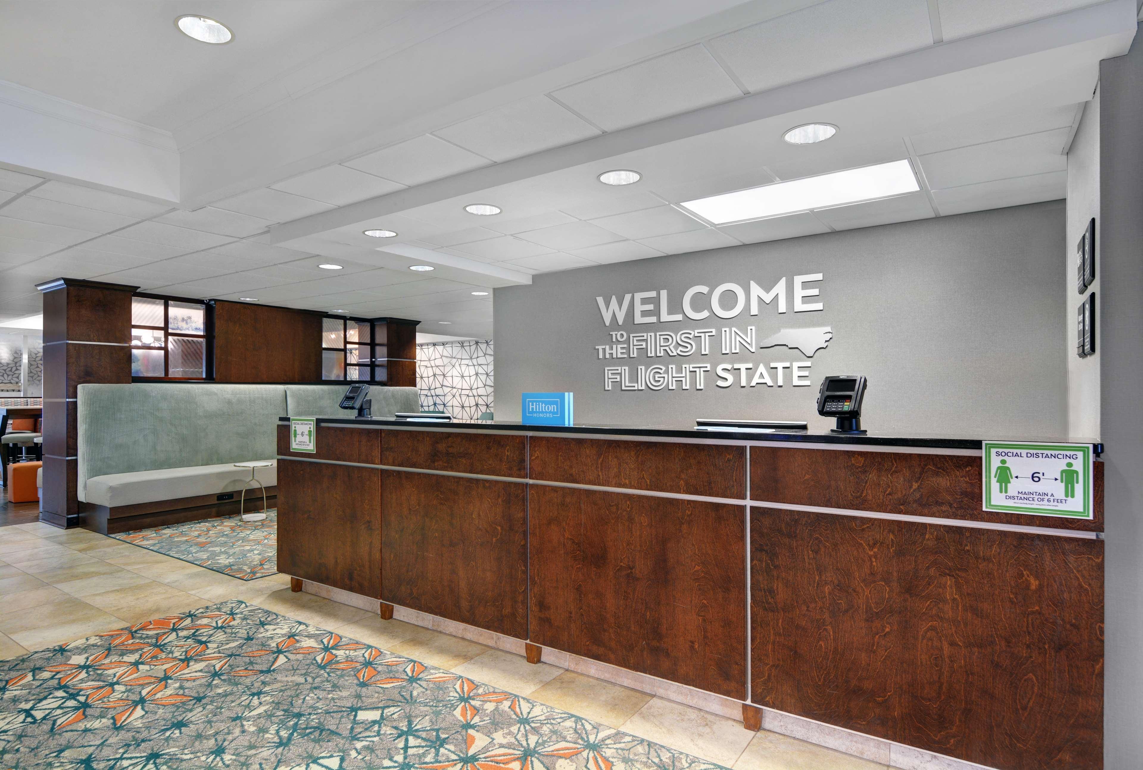 Hampton Inn Charlotte Монро Экстерьер фото