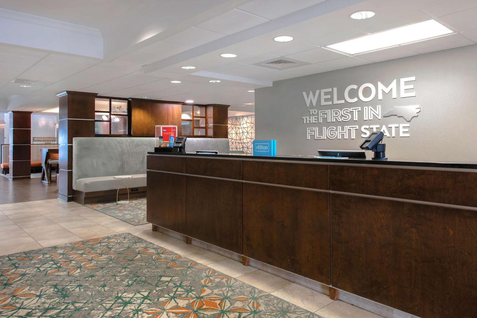 Hampton Inn Charlotte Монро Экстерьер фото