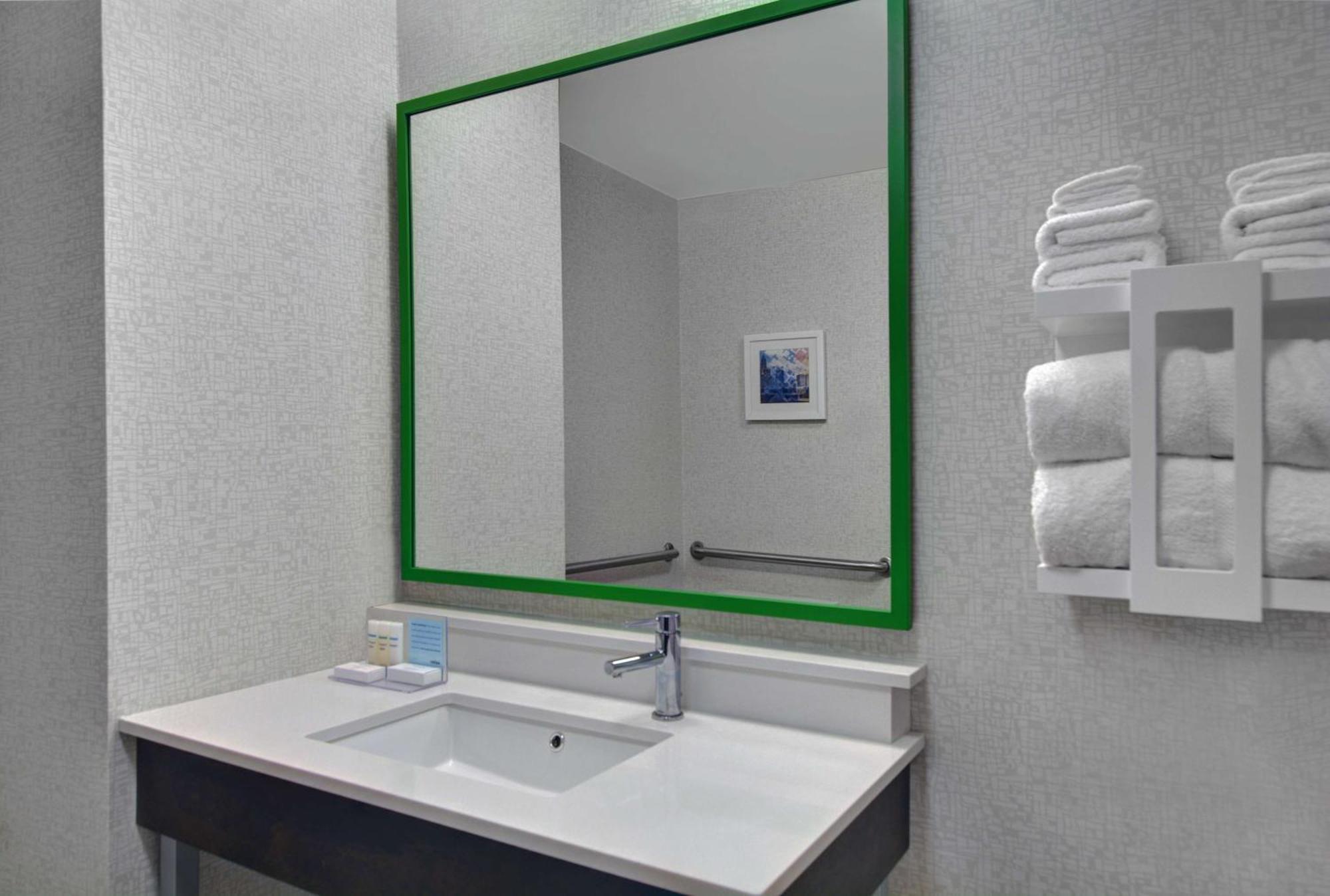 Hampton Inn Charlotte Монро Экстерьер фото