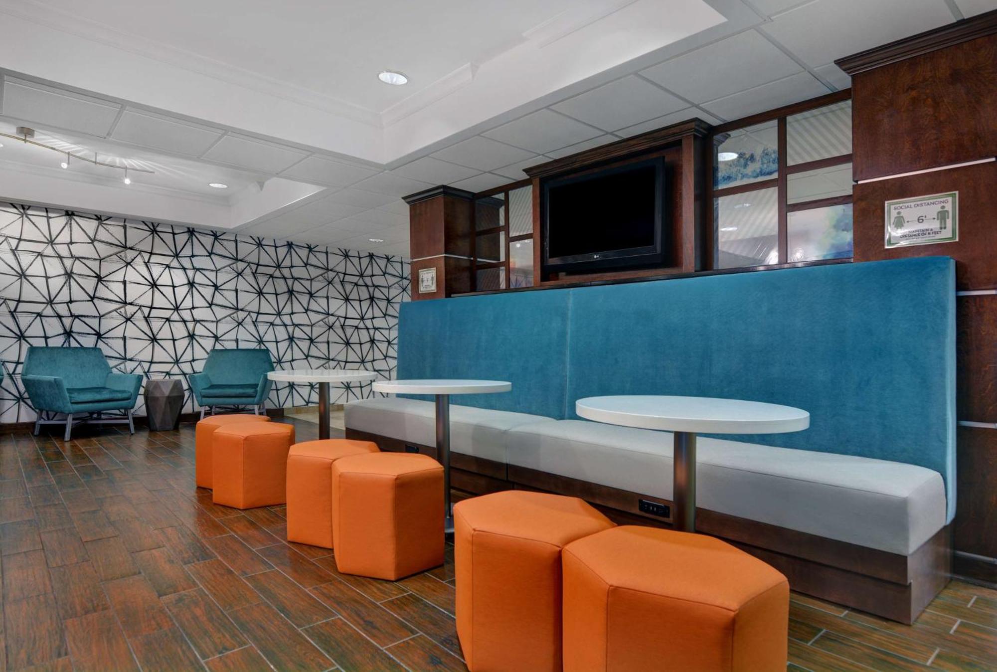 Hampton Inn Charlotte Монро Экстерьер фото